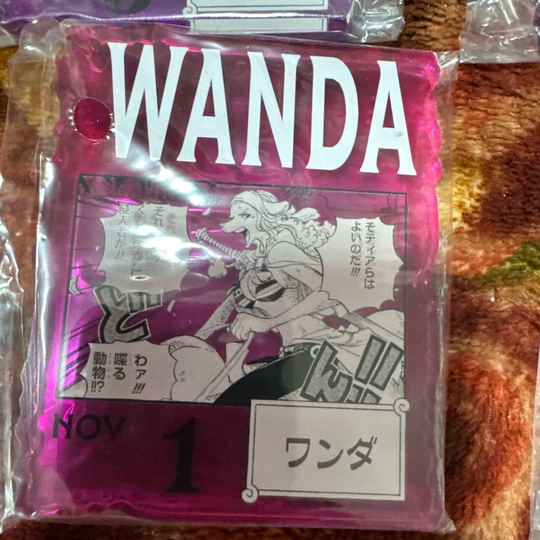 ワンピース ベース ショップ 一番くじ アクリル ブロック チャーム 4