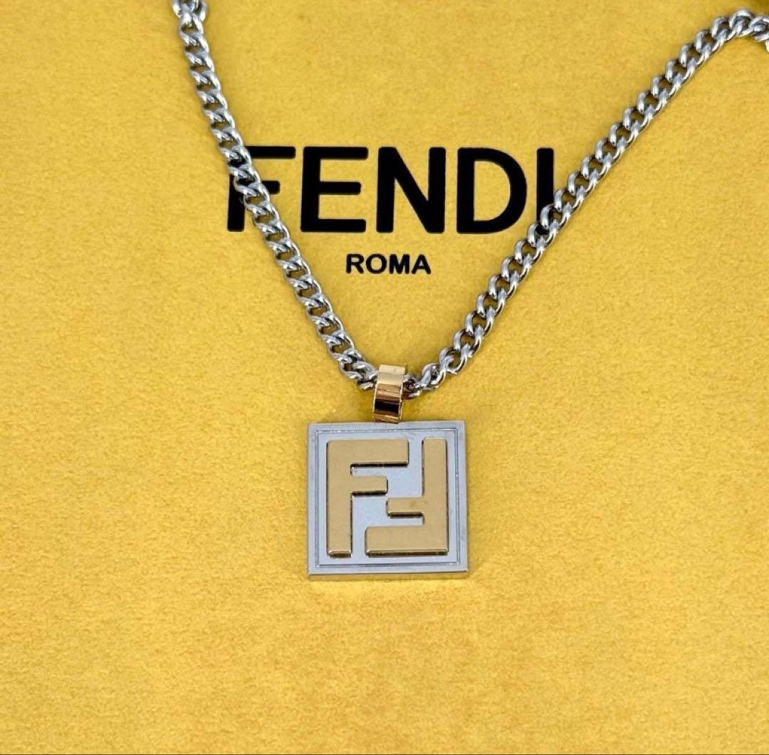 FENDIネックレス FFロゴ シルバー ゴールド 現行 フェンディ パラジウム