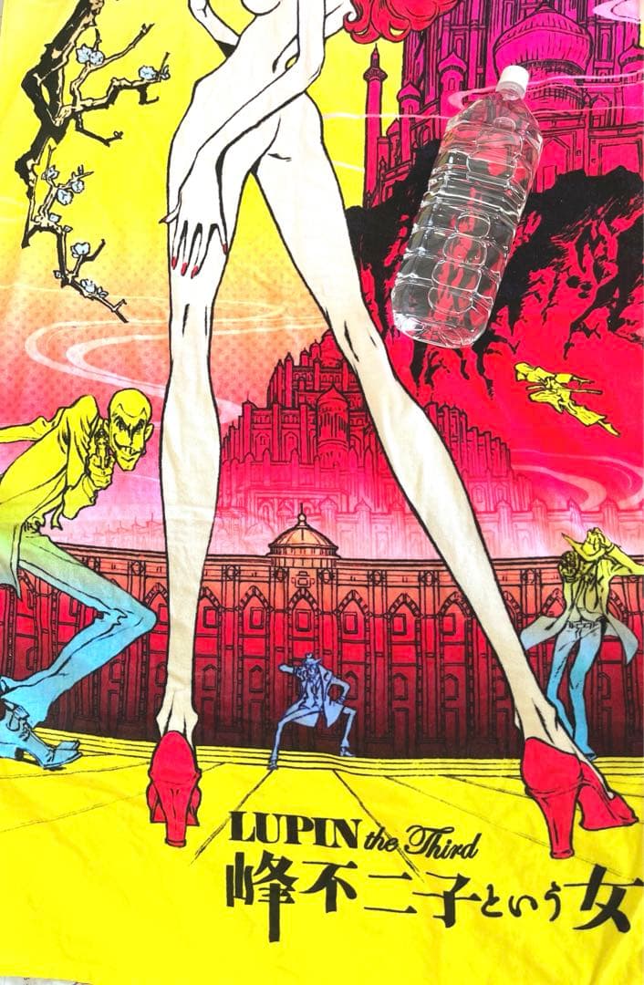 ルパン三世 ♡ 峰不二子という女 超大判タオル A - メルカリ