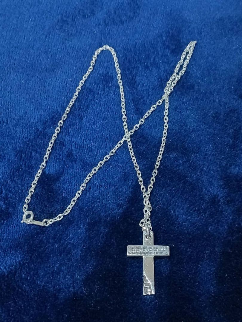 ドクターモンロー　クロス　ネックレス