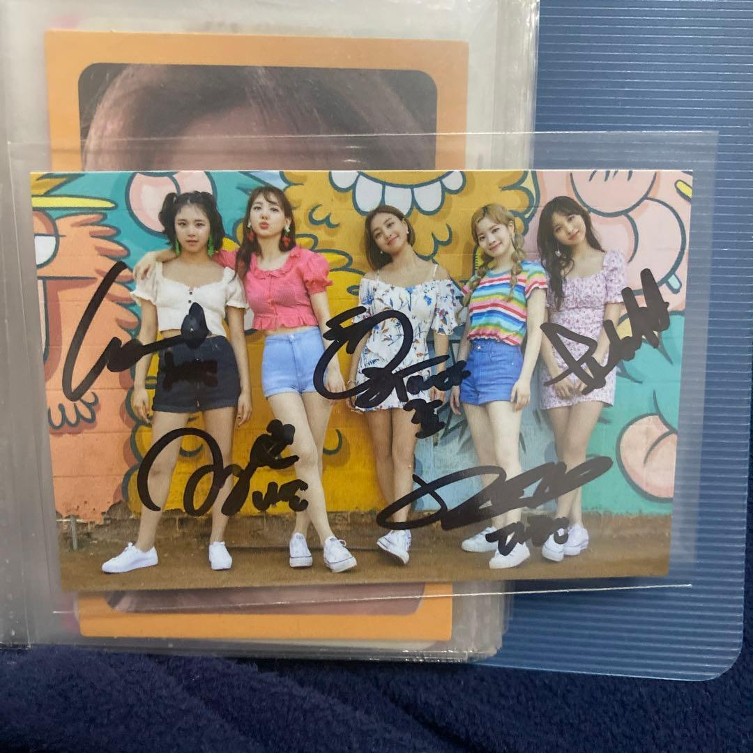 TWICE 直筆　サイン入り　公式トレカ