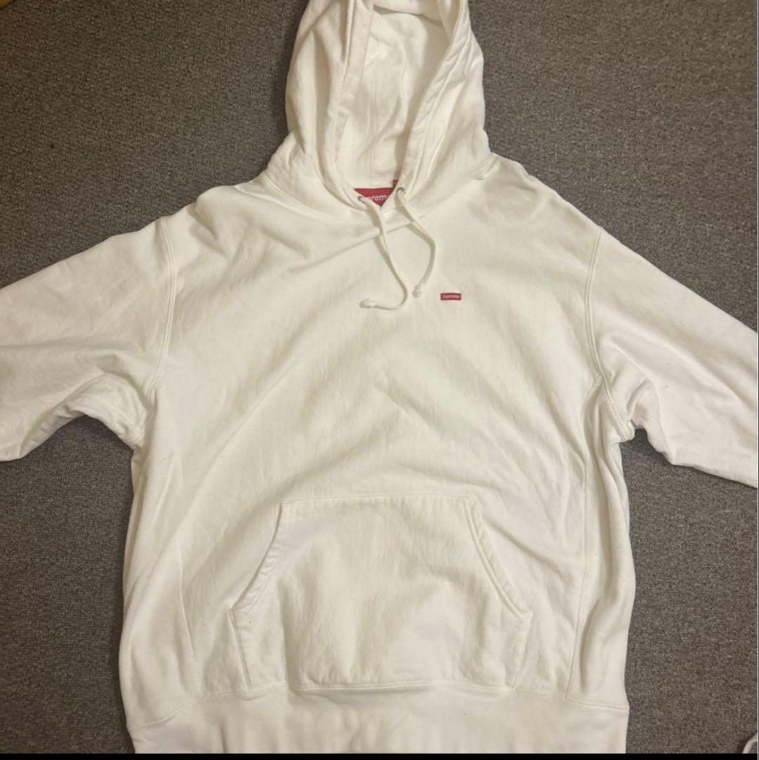 レ*ン様 supreme small box パーカー　白　XLサイズ