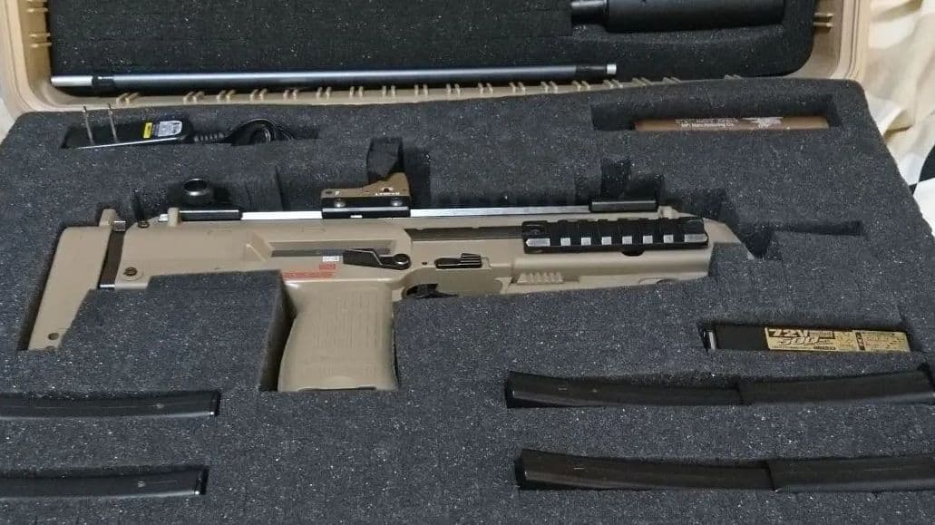 極美品】東京マルイ MP7A1 電動ガン 本体箱付き