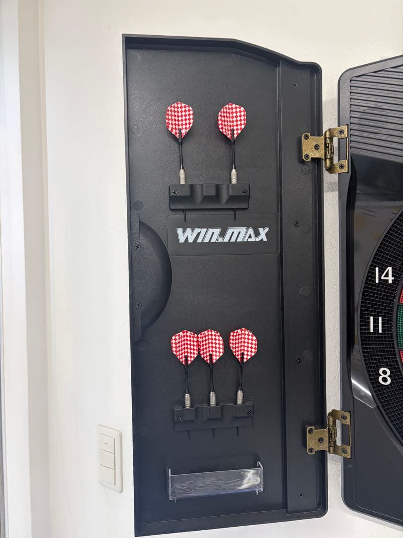 WIN.MAX チェック柄ダーツ