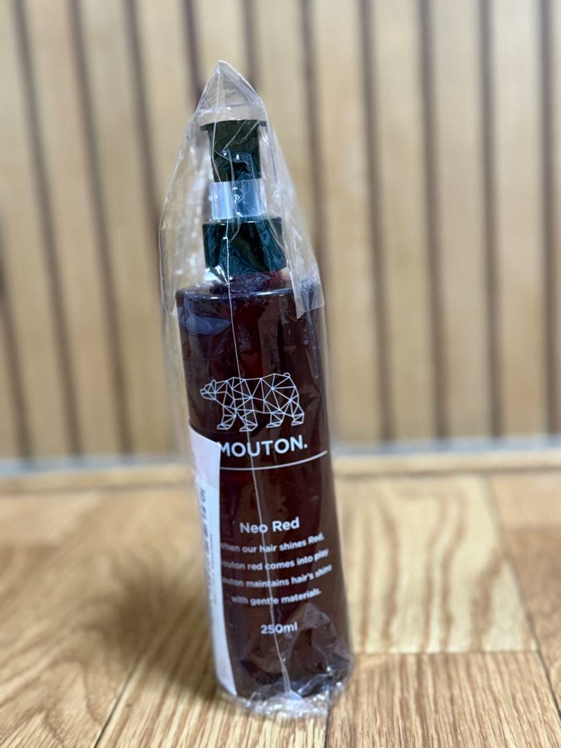 MOUTON Neo Red カラーシャンプー 250ml - メルカリ