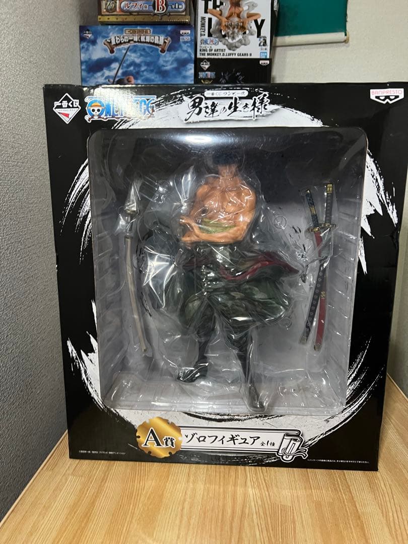 ワンピース ゾロ フィギュア 約30cm