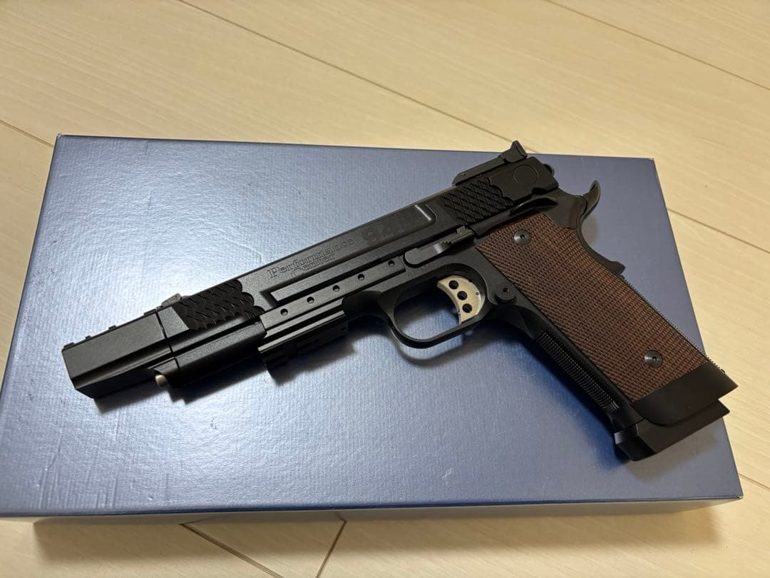 KSC / M945 フルハウス　スケイルドブラック