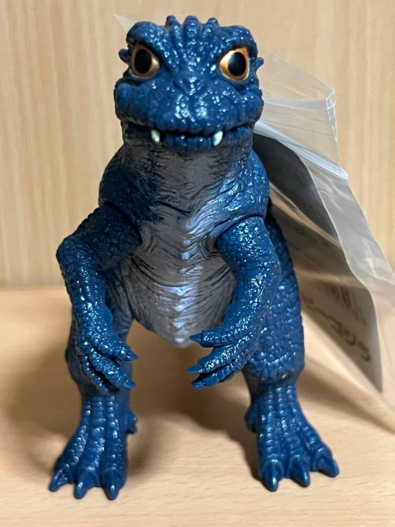 ゴジラVSメカゴジラ　バンダイソフビ　ベビーゴジラ1993タグ付き♪ Amazon.co.jp: バンダイ(BANDAI) ベビーゴジラ 「ゴジラvsメカゴジラ