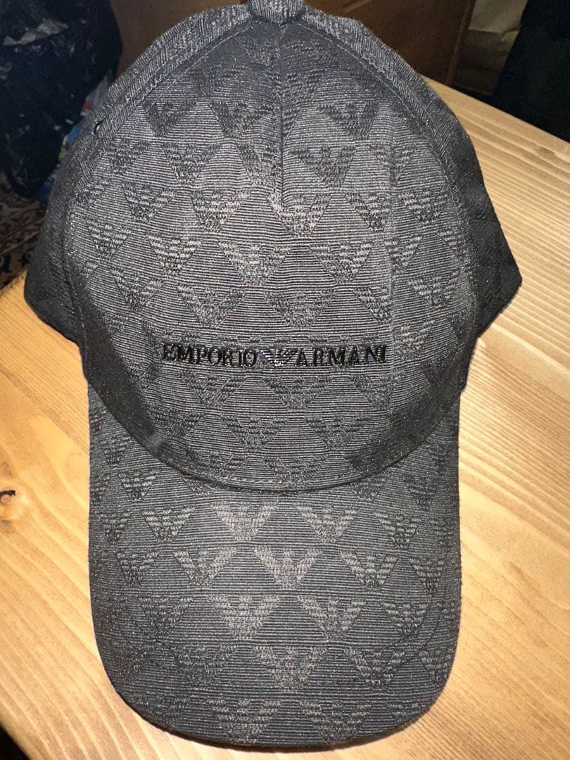 EMPORIO ARMANI ブラック ベースボールキャップ