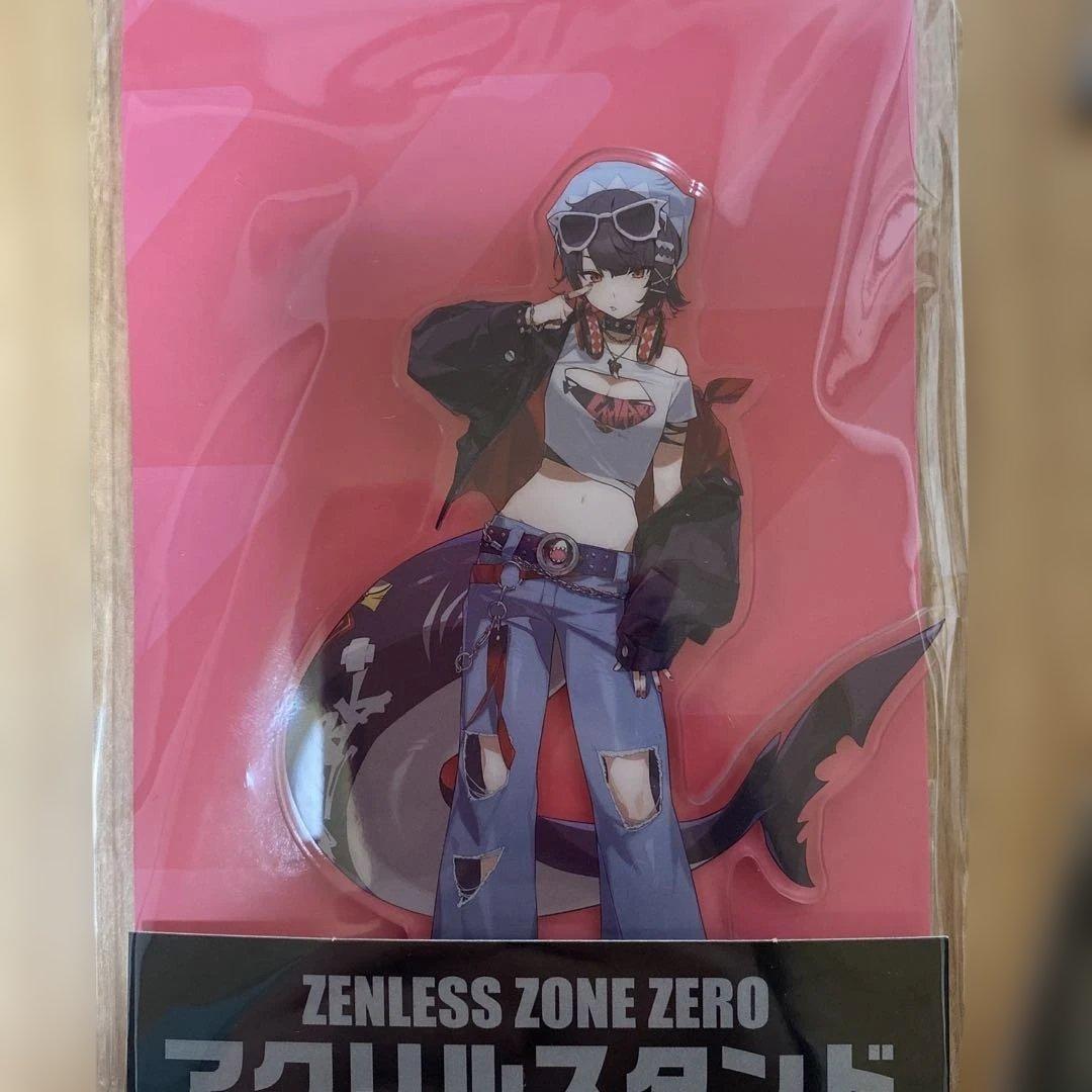 4点 エレン ジョー ファミマ限定 ゼンゼロ アクスタアクキー缶バッジ