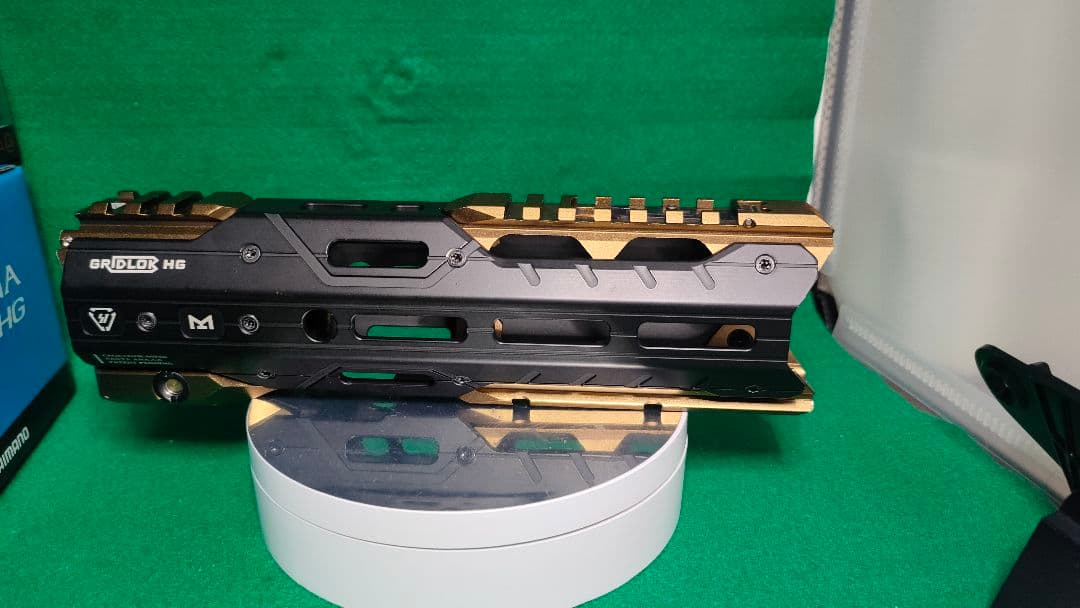 STRIKE INDUSTRIES レプリカハンドガード8.5インチ 実物STRIKE INDUSTRIES ストライクインダストリー GRIDLOK ハンド