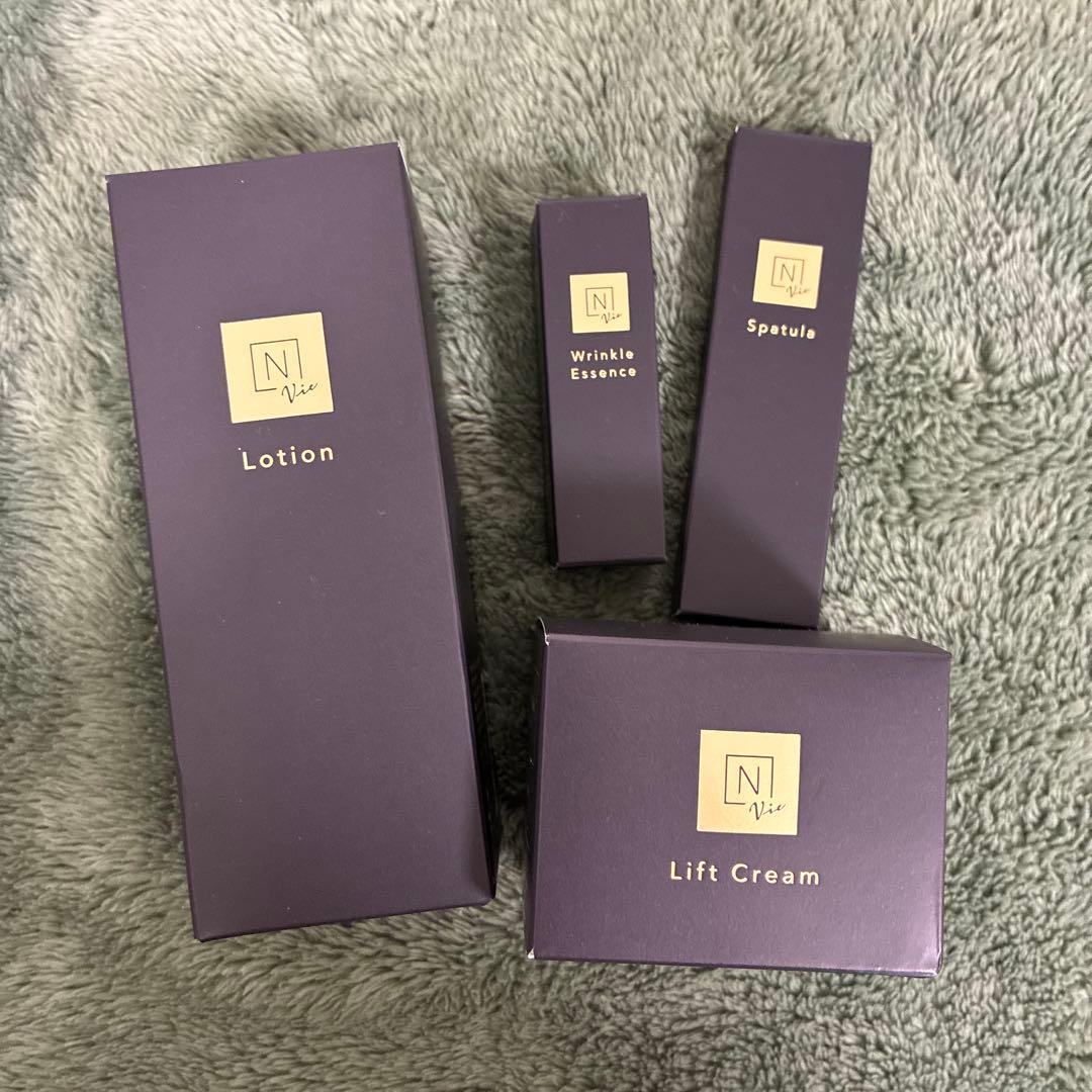 N organic Vie　化粧水・クリーム・美容液・スパチュラのセット Amazon.co.jp: N organic Vie スキンケアセット（化粧水 クリーム