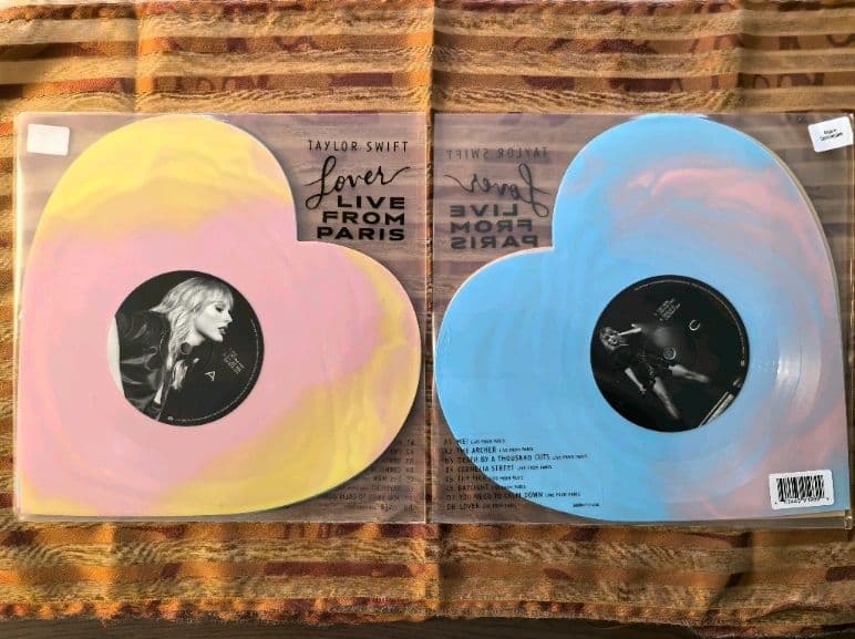 taylor swift lover live from paris レコード