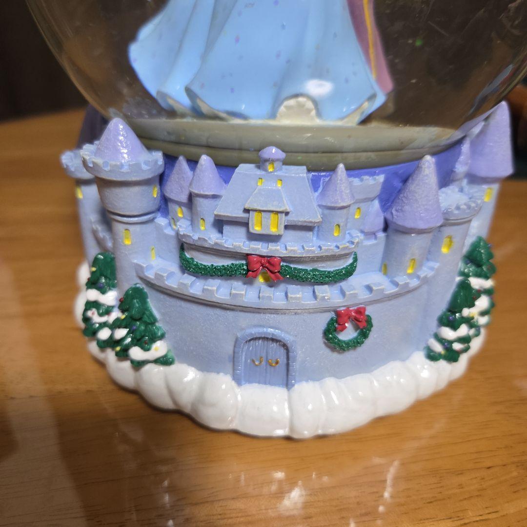 美品」ディズニー シンデレラ スノードーム オルゴール付き - メルカリ