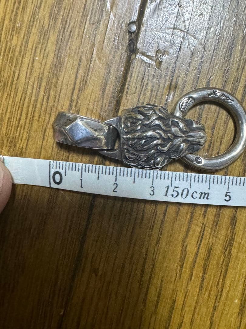 ビルウォールレザー ライオン ネックレストップ ラージ - アクセサリー