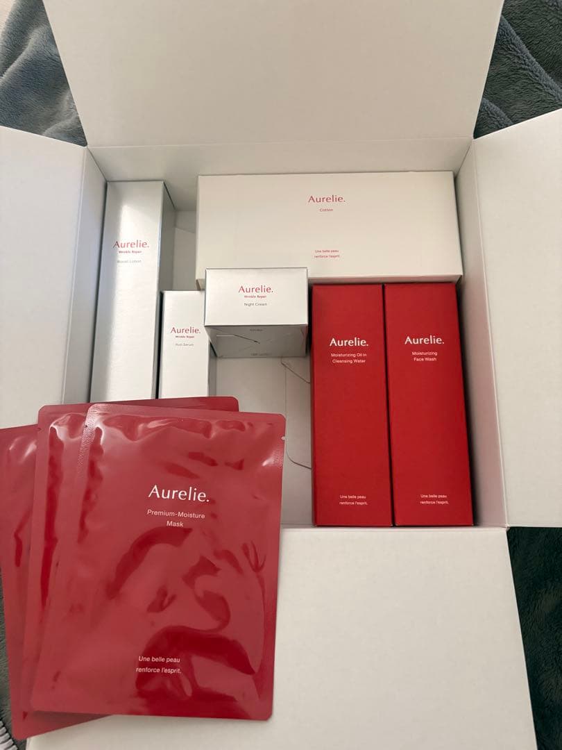 Aurelie オレリープレミアムエイジングケアセット 新品未開封　7点セット