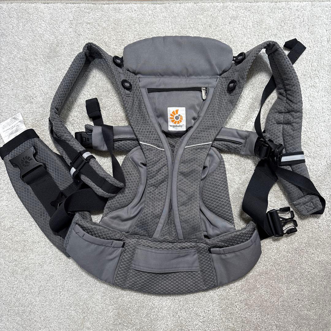 抱っこひも・スリング ergobaby OMNI BREEZE GRAPHITE GREY