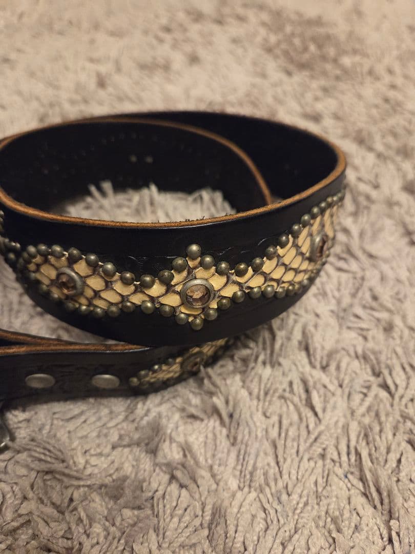 週末お値下げ！本革ヘビ革 スタッズベルト レザー ピーナッツ アメカジ