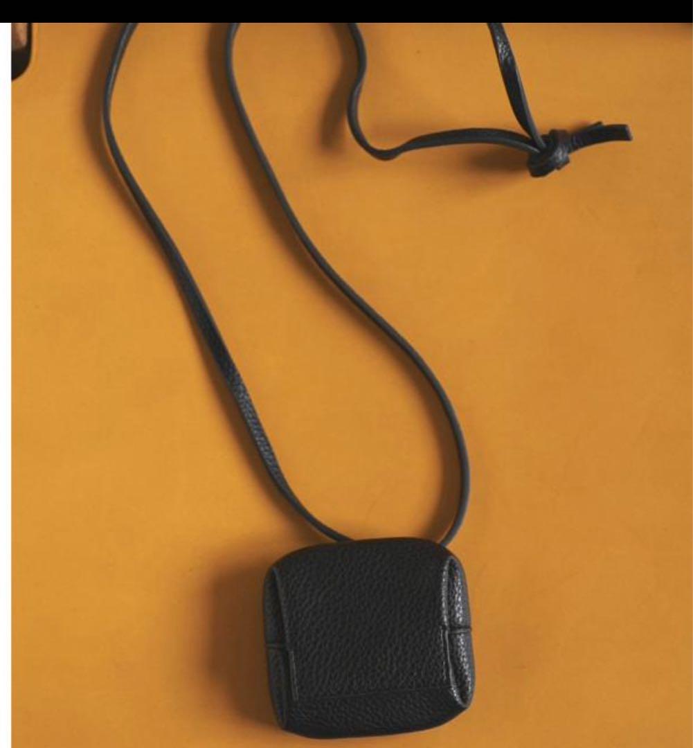 【新品】anuke エコレザーウエストポーチ　黒　アンヌーク