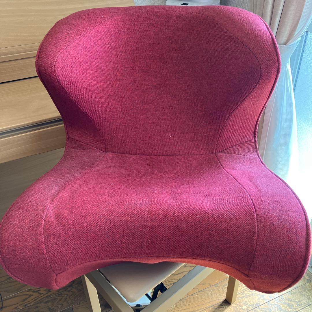 週末お値下げ❗️美品超特価‼️背中腰，スッキリ❗️ スタイルドクターチェア‼️