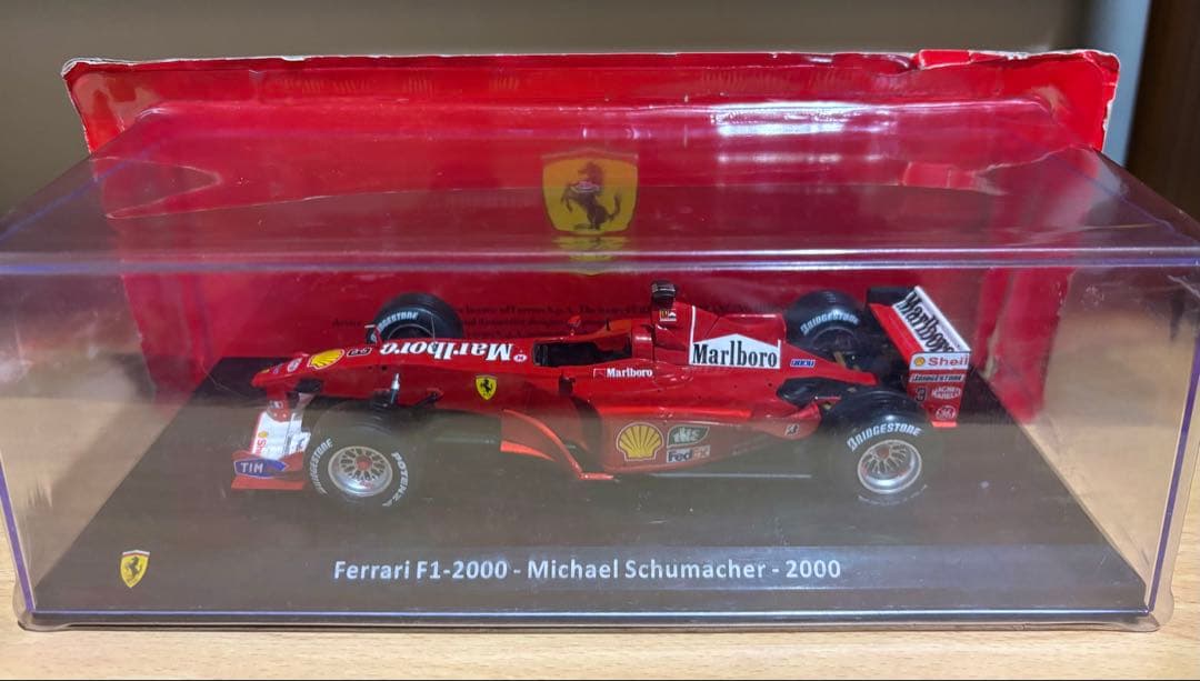 1/24 F1-2000 ミニカー M.Schumacher Marlboro