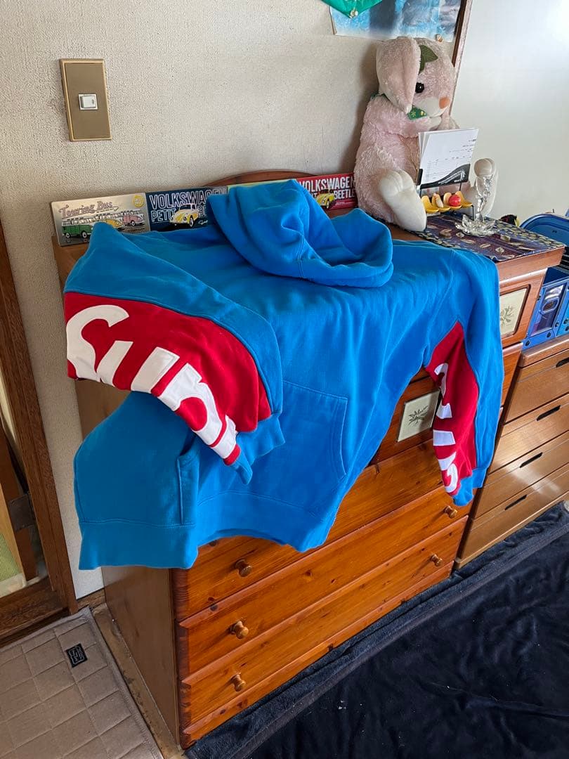 supreme希少22s袖刺繍パーカーブルー