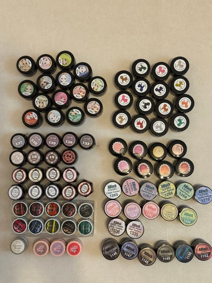 INITY、ICEジェル他90色セット