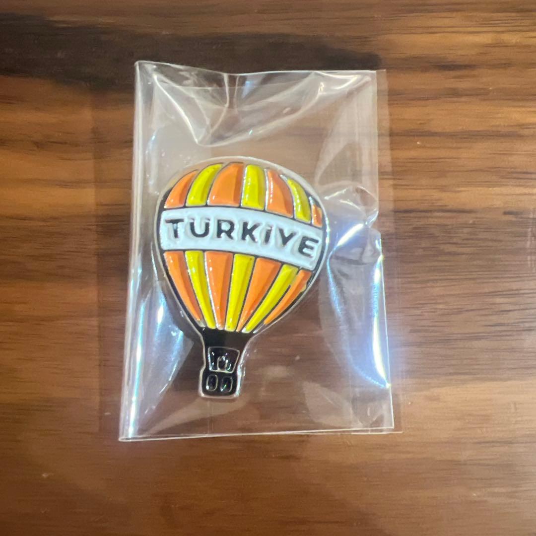 EXPO2025 トルコ館 熱気球 ピンバッジ 黄色 - メルカリ