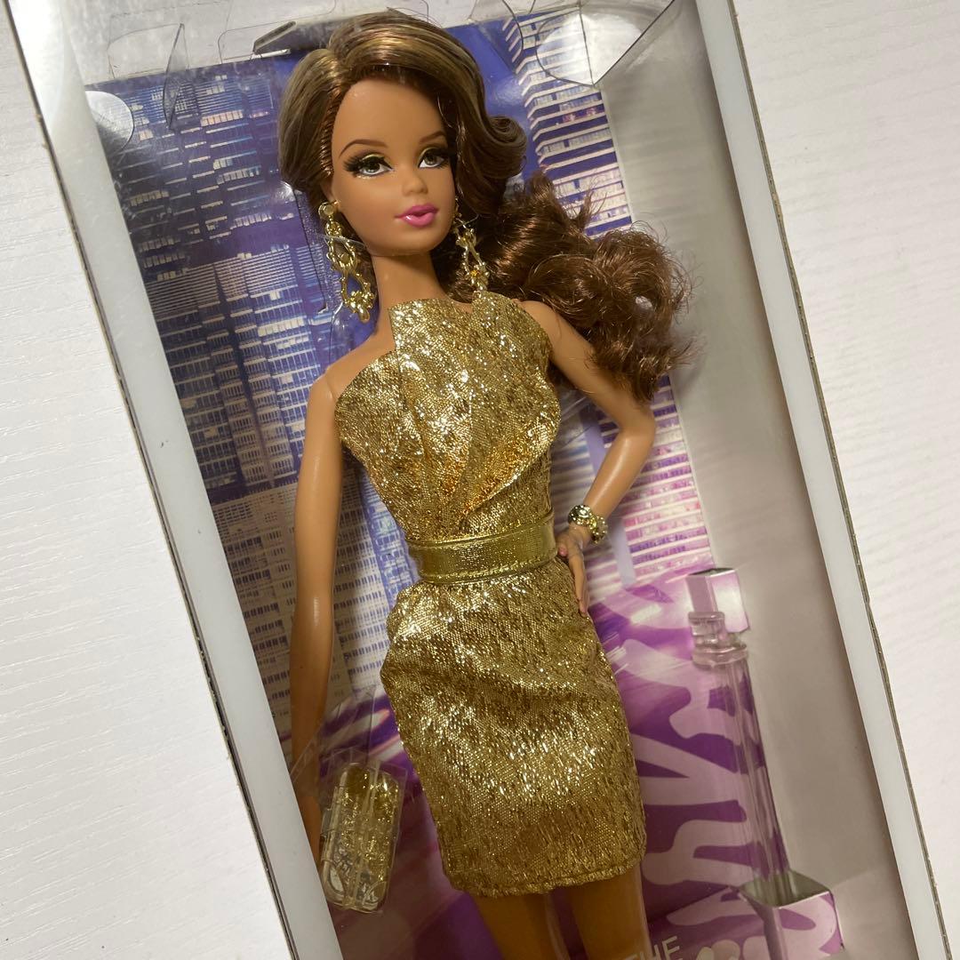 バービーコレクター ゴールドドレス 新品未開封
