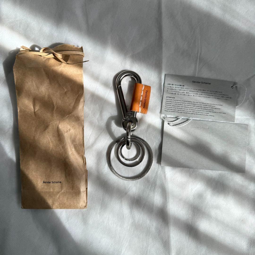 ブラウン　Hender Scheme　karabiner 新品