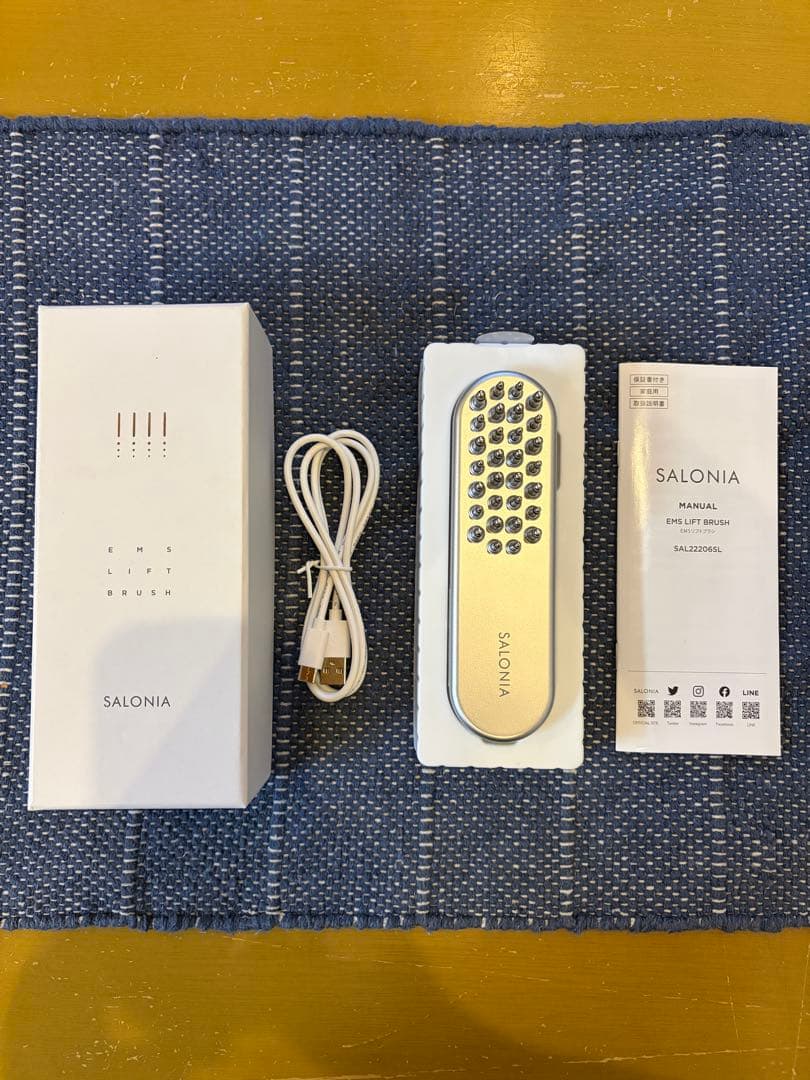 SALONIA EMS美顔器 シルバー