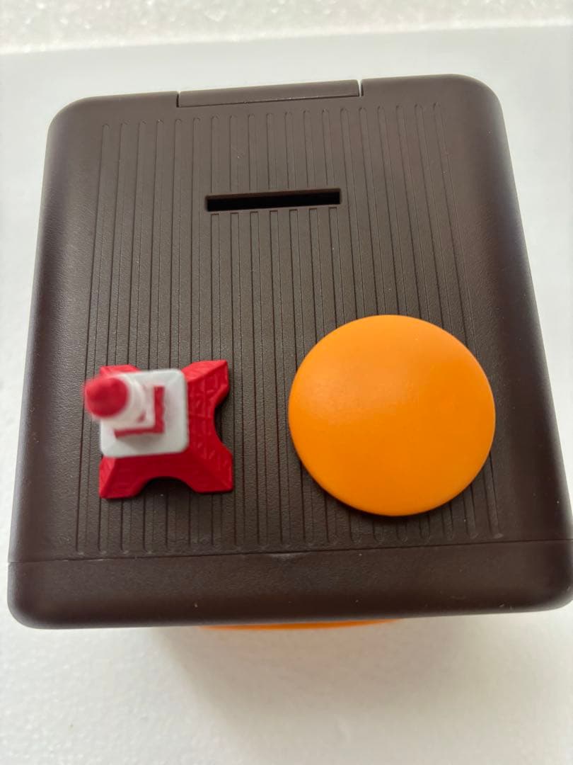 廃盤品】 バンクマン しゃべる貯金箱 肉食系 昭和 500円玉専用 時計