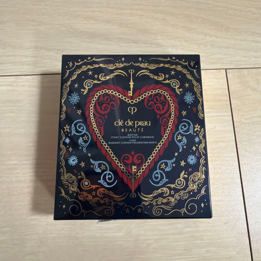 新品　限定　クレドポーボーテ⭐︎タンクッションエクラ　ルミヌケース　完売　未開封