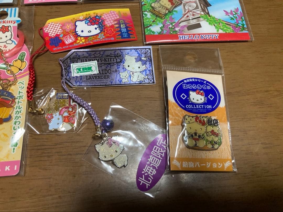 希少 激レア 新品 ご当地 ハローキティ 色差し まとめ売り ストラップ