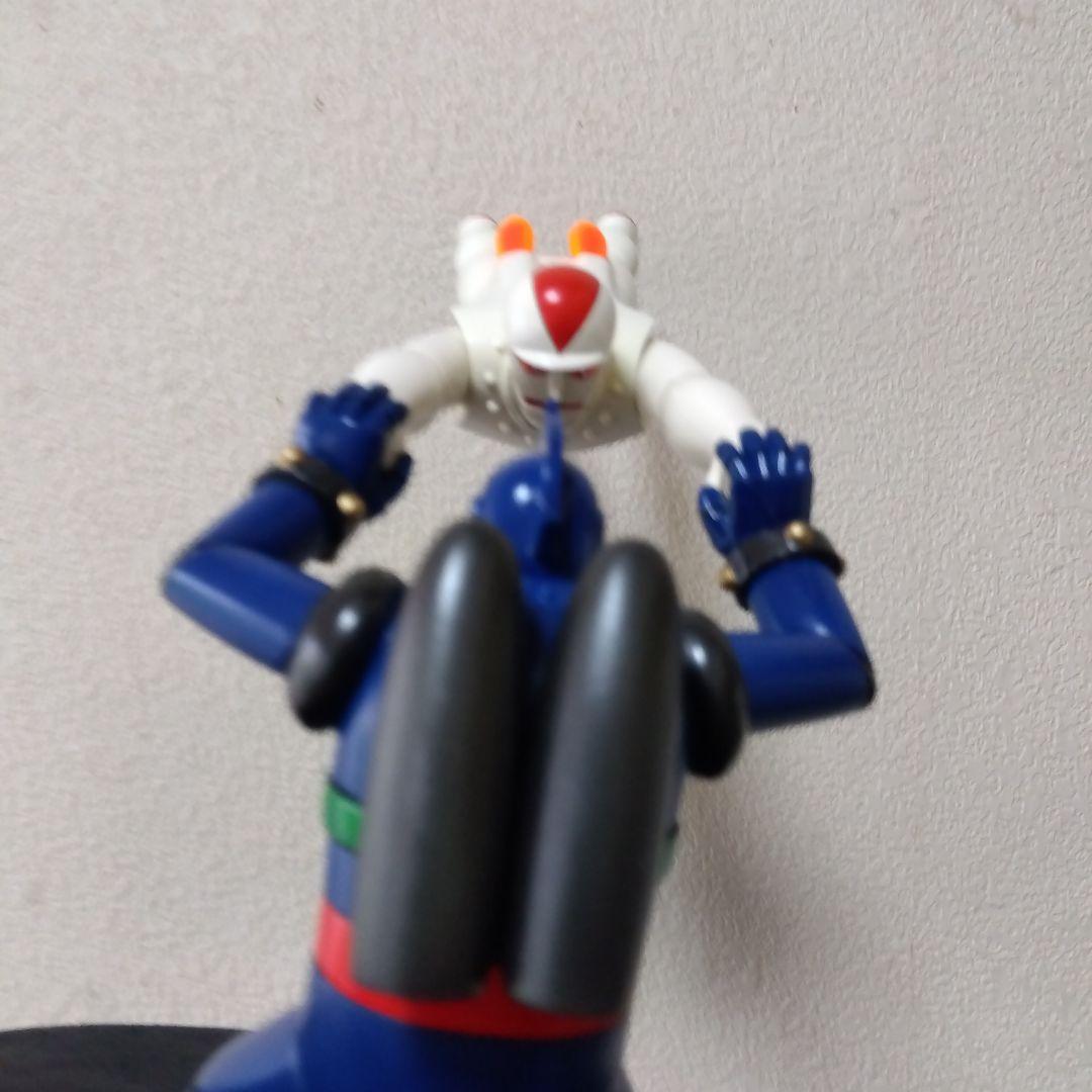 鉄人28号対バッカスのアクションポーズ - メルカリ