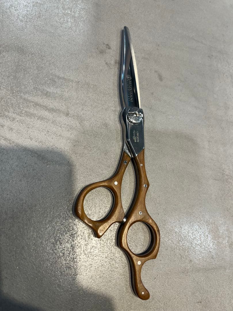 ミズタニ　シザー　SWORD Wood Olive 6.2インチ