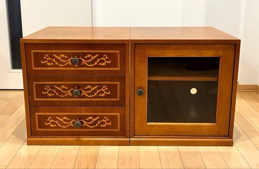 【希少】イタリア家具　モーレンス　2個セット① 送料無料！【6310】ボックスツール（モケットレッド）※収納タイプ