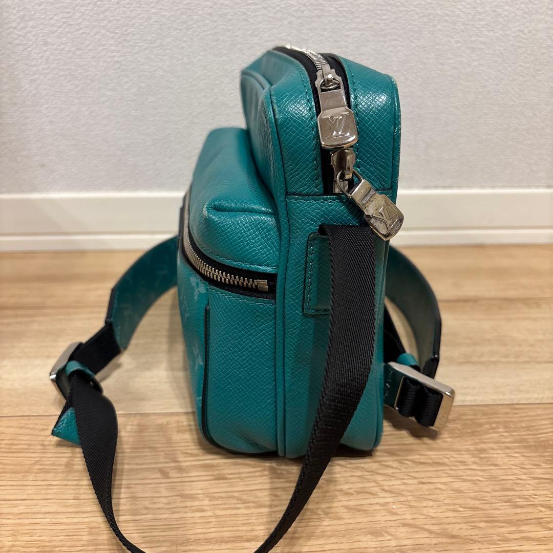 Louis Vuitton ターコイズ メッセンジャーバッグ