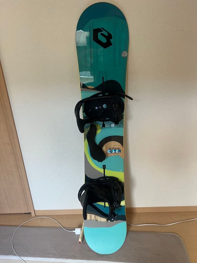 Burton Custom 154cm フライングＶ　ビンディング付