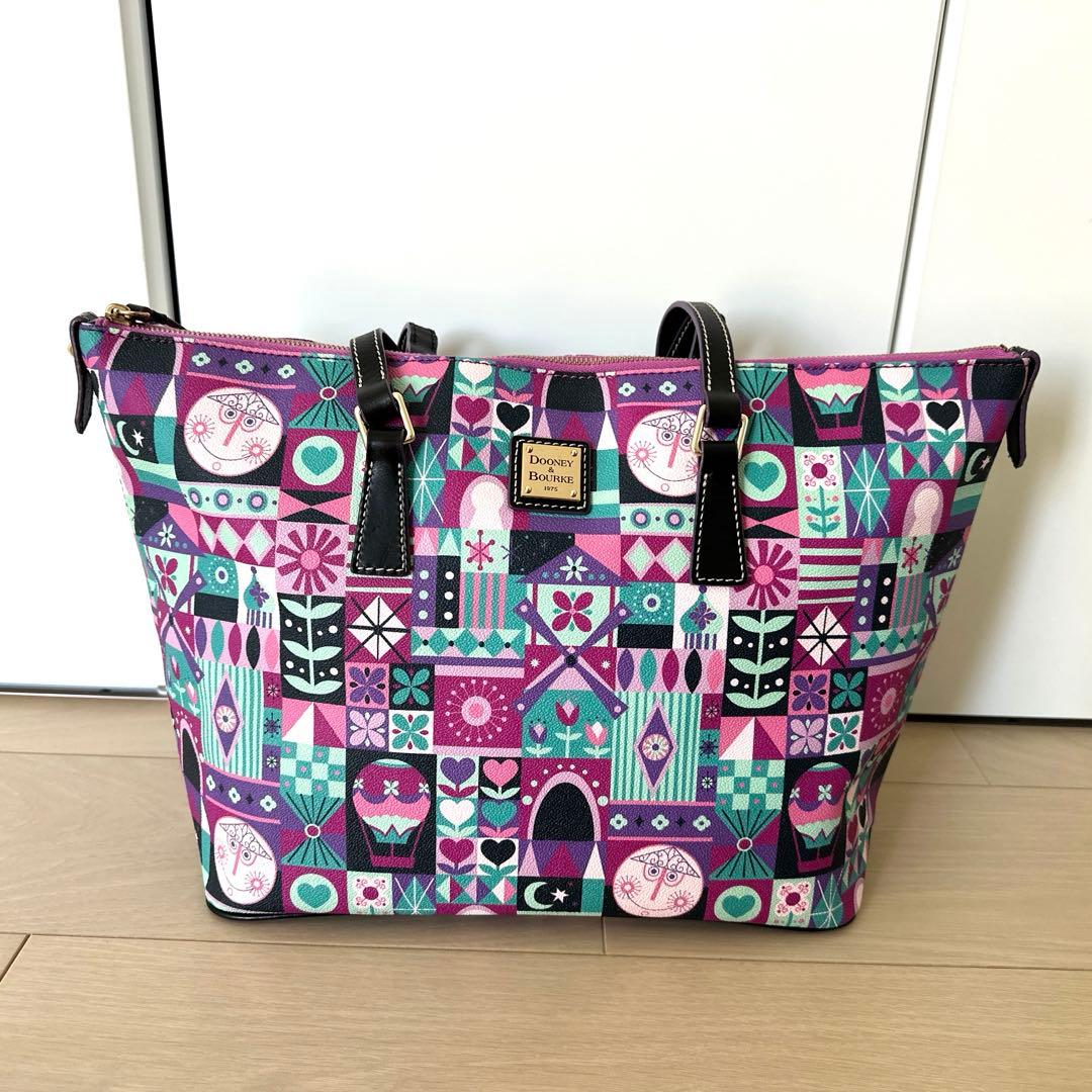 DOONEY&BOURKE ディズニー イッツ・ア・スモールワールド