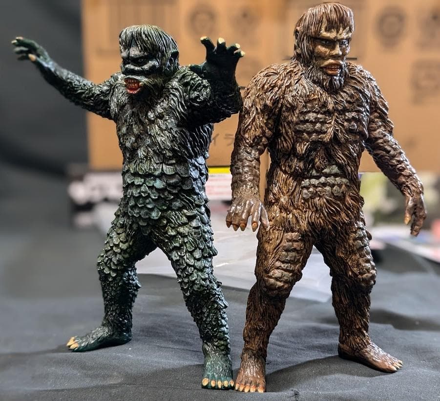 サンダ＆ガイラ怪獣番外地（バンダイプレミアム）ソフビフィギュア２体セット