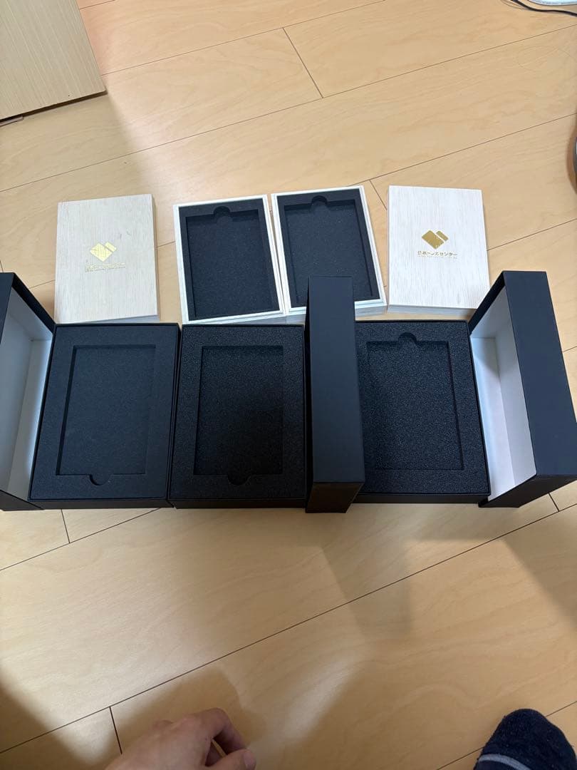 DOPA 黒箱 日本トレカセンター木箱 - メルカリ