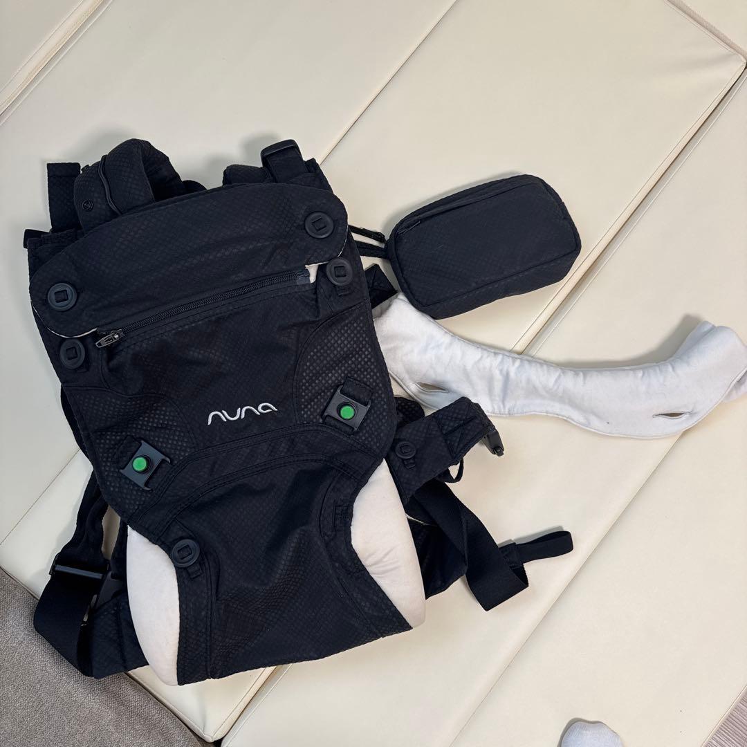 NUNA 抱っこ紐 黒