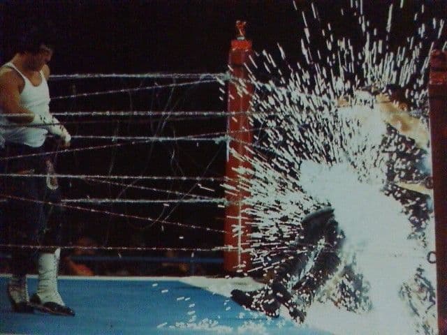 蝶野正洋とHUMMERのセット 1999 4.10東京ドーム入場バージョン - メルカリ