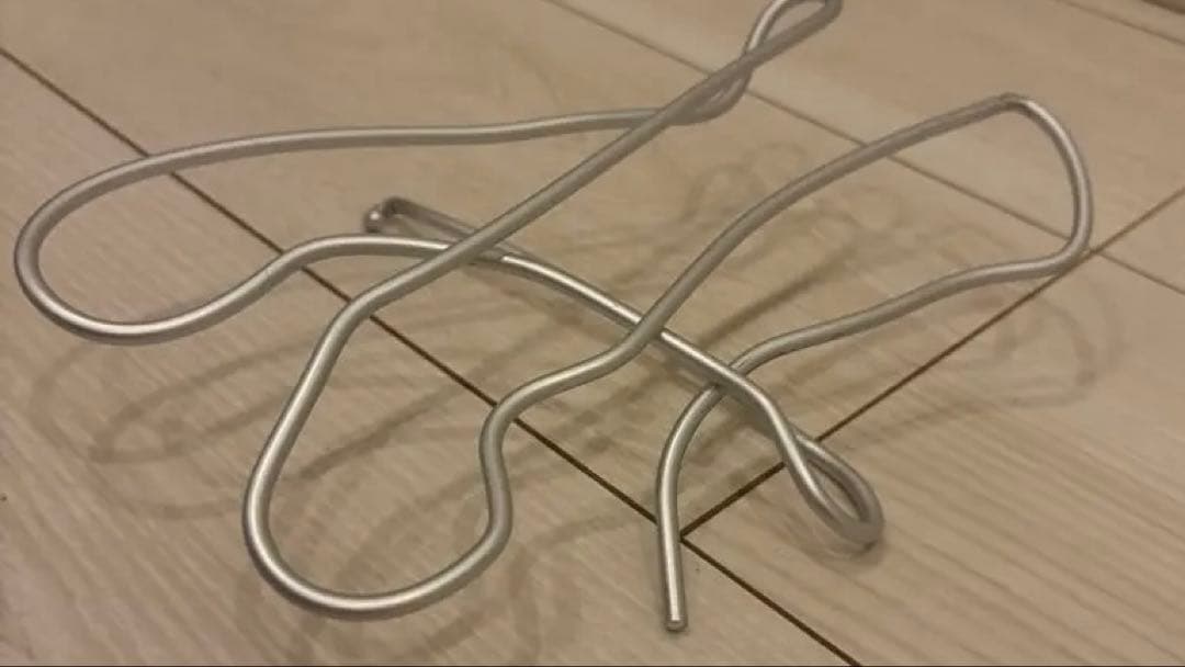 金属製シルバー現代アート置物