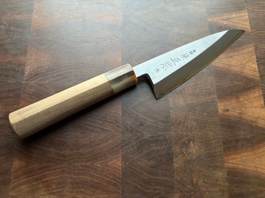 正本　築地　秀　小出刃　140mm 包丁　白鋼　和包丁　研ぎ済み　釣り　水牛朴