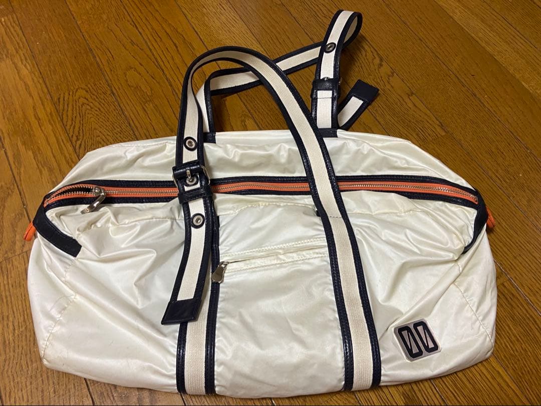 エヴァンゲリオン 綾波レイモデル ボストンバッグ お値段約10万円！「綾波レイ」が1/4スケールのフィギュアになって登場