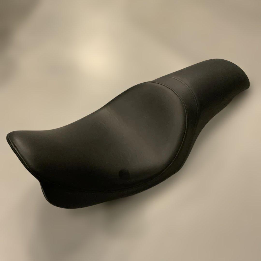 ドラッグスペシャリティーズ プレデターシート 06-17 ダイナ FXDLS等 ダイナ用 Drag Specialties（ドラックスペシャリティーズ） シート