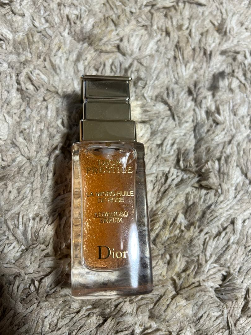 DIOR 美容液 ディオール」が幹細胞研究の“カプチュール トータル”から新美容液発売