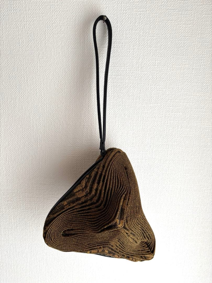 ISSEY MIYAKE スチームストレッチ　ミニバッグ